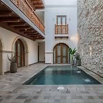 Hotel Voilá Pedregal By Huespedia