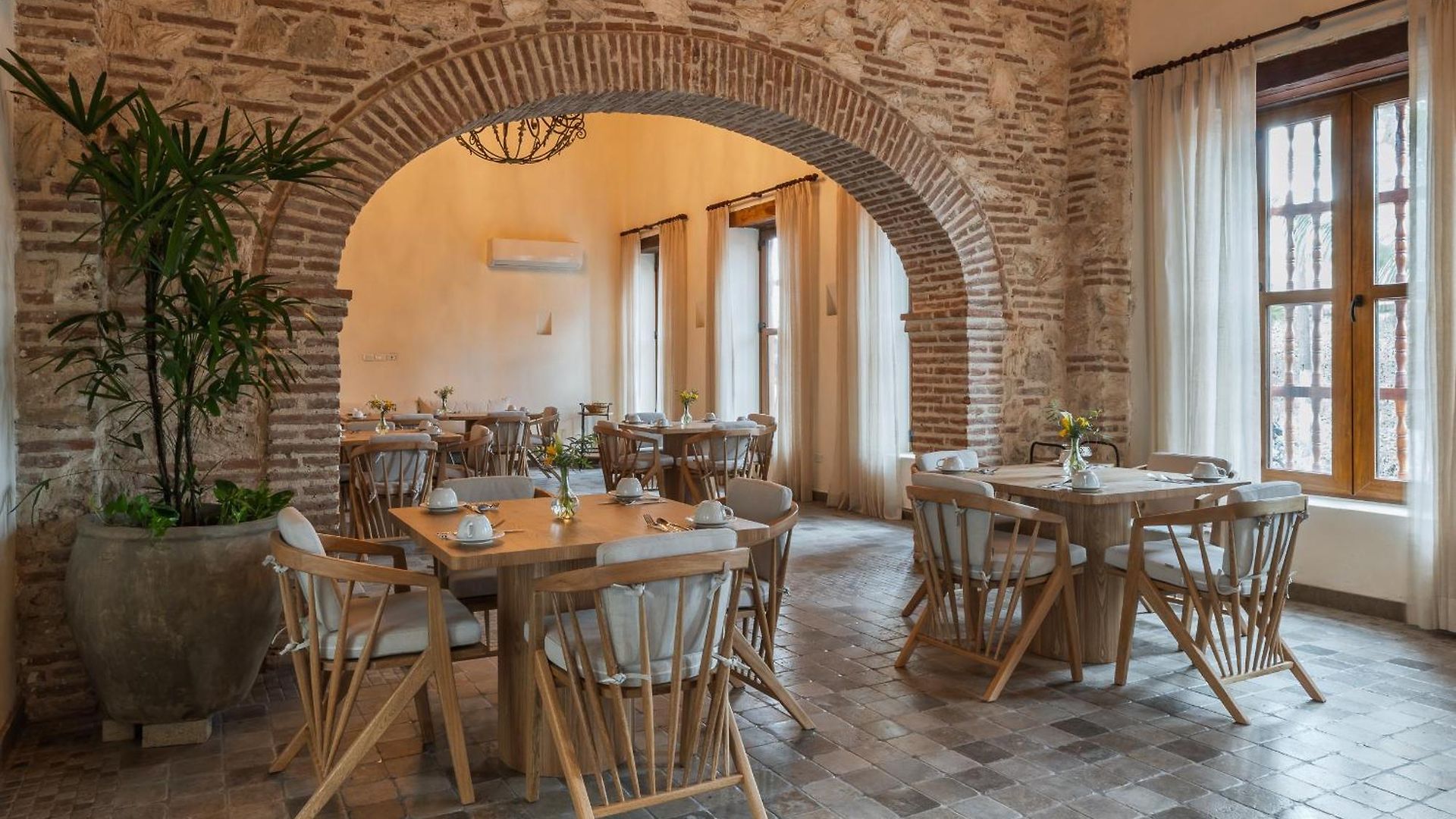 Voilá Pedregal By Huespedia Hotel