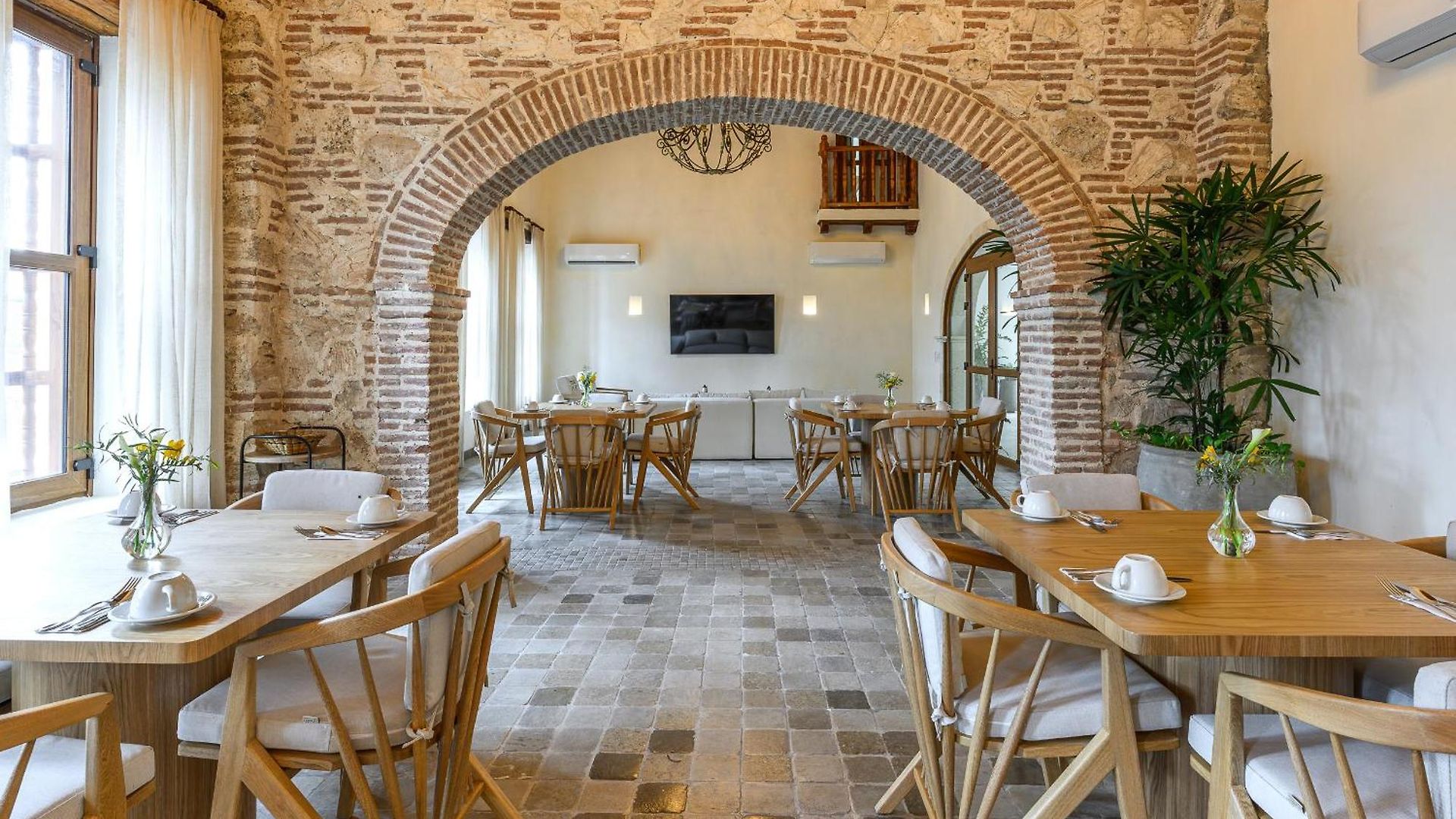 Voilá Pedregal By Huespedia Hotel
