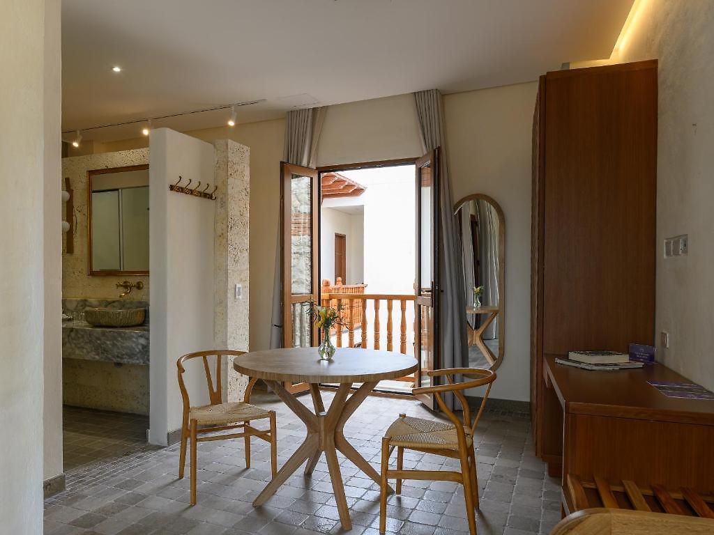 Hotel Voilá Pedregal By Huespedia *