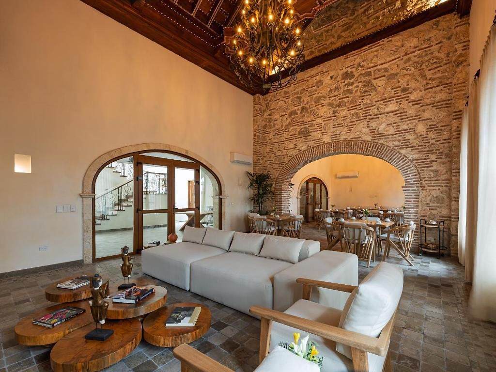 Hotel Voilá Pedregal By Huespedia