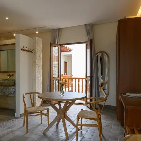 Hotel Voilá Pedregal By Huespedia *