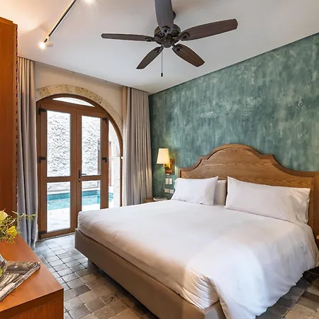 Voilá Pedregal By Huespedia Hotel
